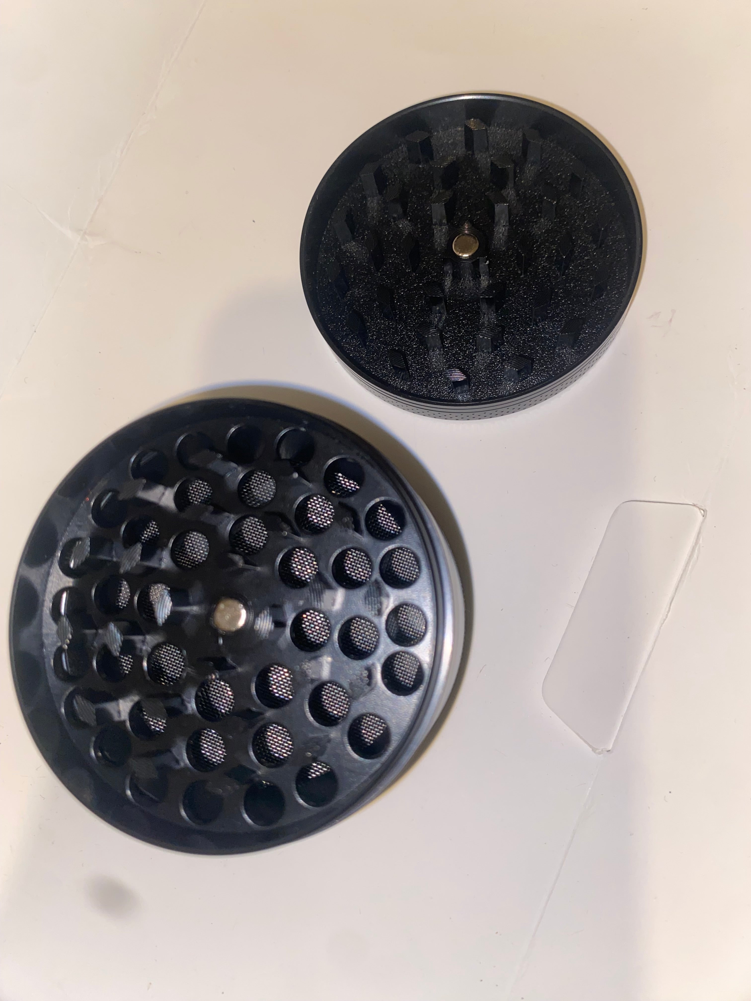 4 Layer Metal Herb Grinder (63mm)